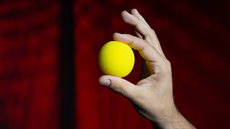 Balles Mousse JAUNE - Pack de 4 (Magic Sponge Balls) - Image 11
