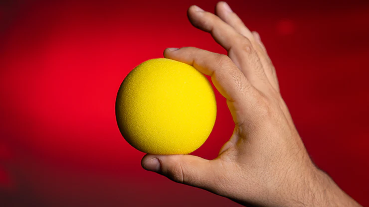 Balles Mousse JAUNE - Pack de 4 (Magic Sponge Balls) - Image 15